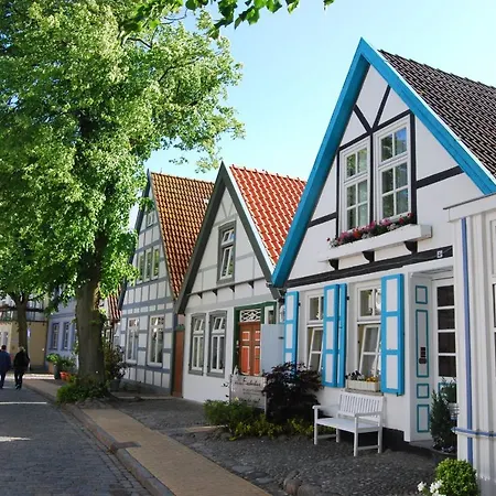 Ferienwohnung Am Georginenplatz *